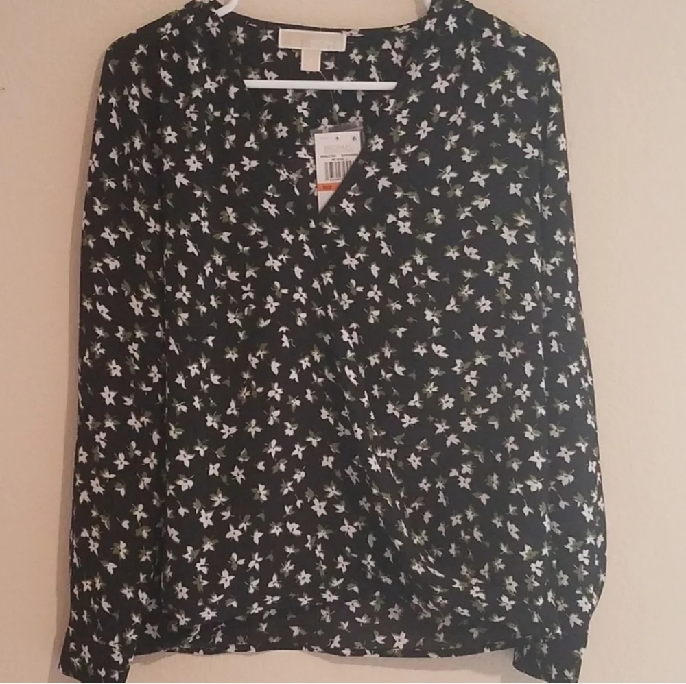 Michael Kors size small women's Lilies‎ floral surplice top / blouse - Picture 6 of 9